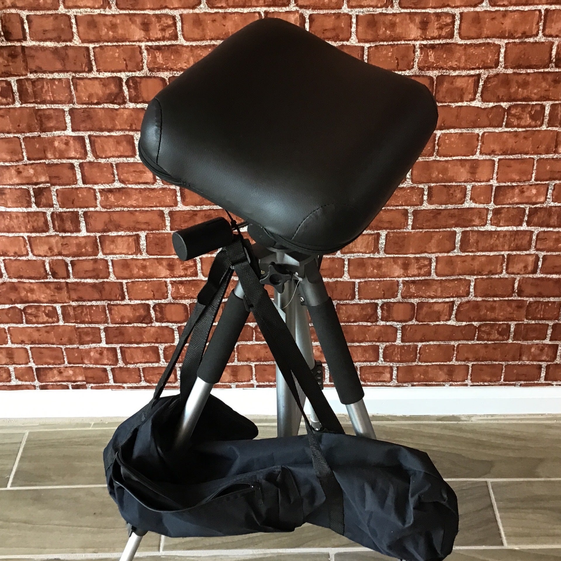 Deluxe Armrest with bag (In store only No Shipping) Tattz Supplies